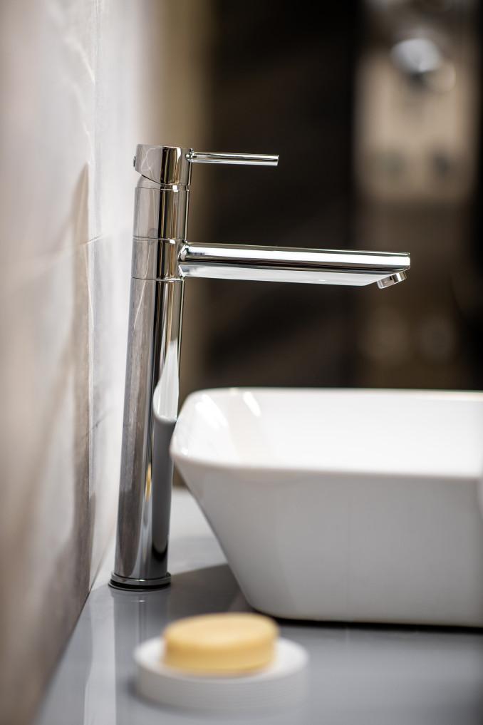 Baterija za lavabo MINOTTI TUBO visoka 3