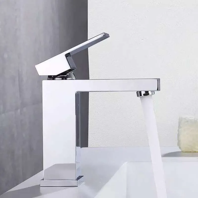 Quadro baterija za lavabo 2